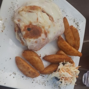 pechuga de pollo parmesano con papas Wester