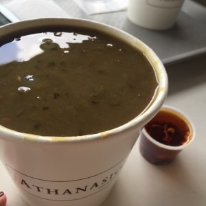 sopa de lentejas con picante rojo