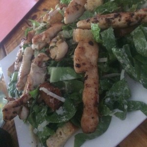 Ensalada Cesar con pollo