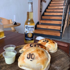 Empanadas Argentinas: 1. Jamon y Queso 2. Carne Cortada