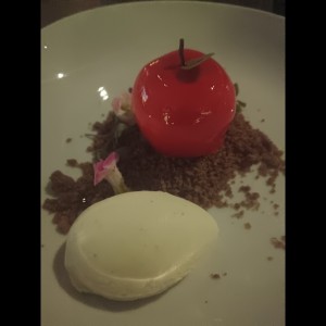 Pie de manzana con helado