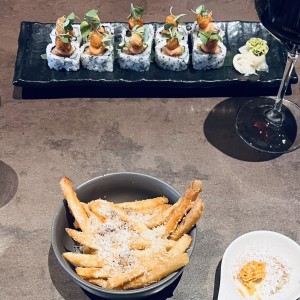 Sushi Rolls - Merry Crunchiness