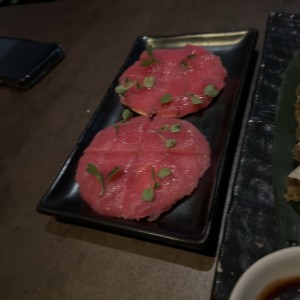 Crudos - Tuna Pizza