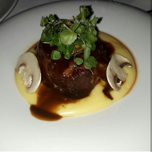 Filet mignon y aligot