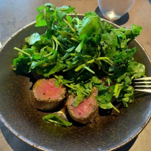 Atun abrazado