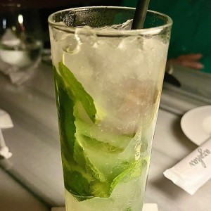 Limonada con Hierbabuena