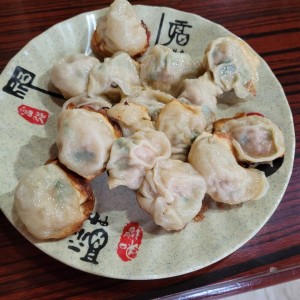 Dumpling cerdo con cebollina