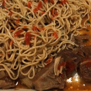 fideo con falda