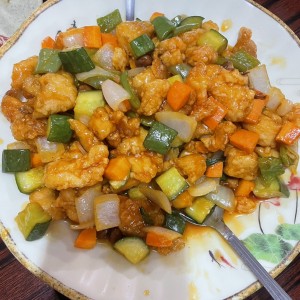 Plato salteado - Pollo Kong Pao