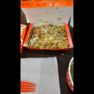Clan 3 Chow Mein