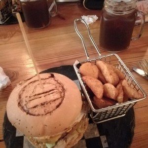 hamburguesa Caracas