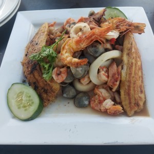 Picada de mariscos