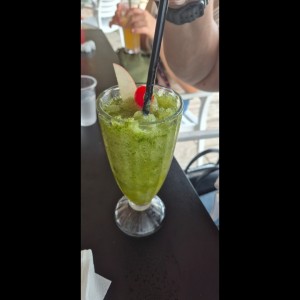 limonada de hierba buena
