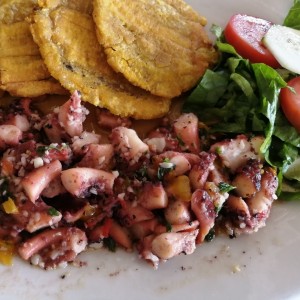 Pulpo al ajillo