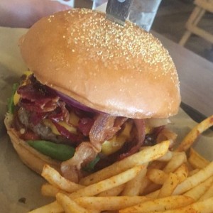 hamburguesa triple bacon