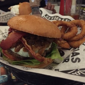 bluecheese bacon burguer