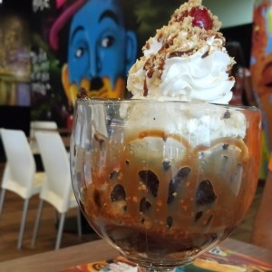 Brownie con Helado