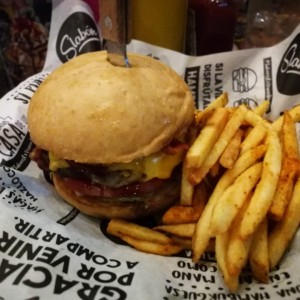 Americano Cheesse Burger