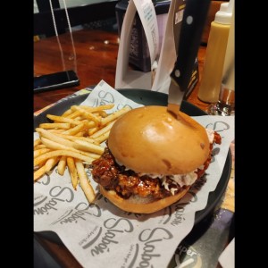 Chicken Lovers - Korean Chicken Sandwich