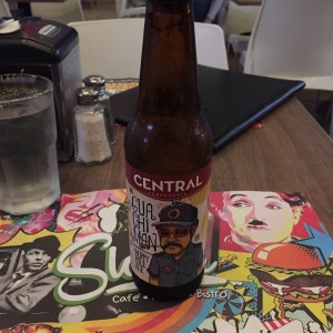 slabon de costa del este cuenta con cervezas artesanales nacionales, Central, clandestina y Rana dorada