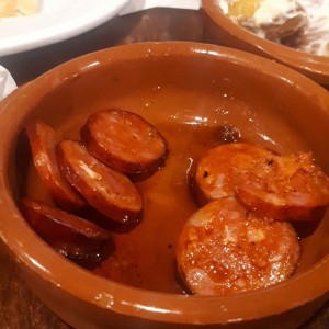 Chorizo en su aceite