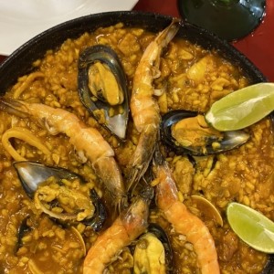 Paella mixta