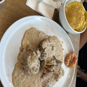 Carne - Medallones Mignon (ojo el tomate era de otro plato)
