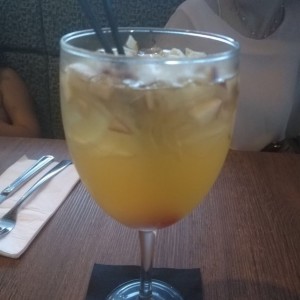 sangria blanca