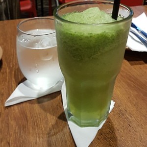 limonada con hiervabuena