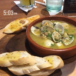 Cazuela de Almejas