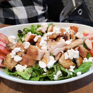 ensalada con queso cabra