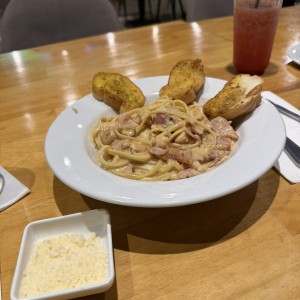 Pasta de pollo y bacon 