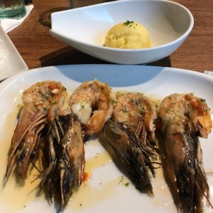 langostinos al ajillo