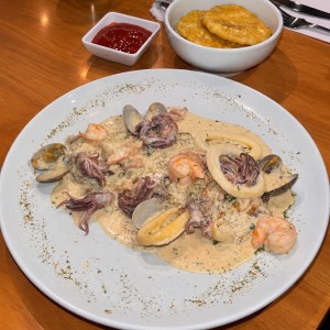 Pescado en salda blanca con coco