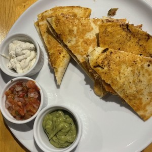 Para Picar - Quesadillas