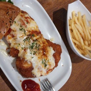 Pollo a la parmesana