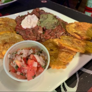 patacones con carne
