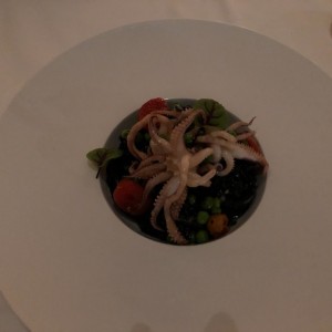 Risotto Black Mamba al nero di sepia y calamares salteados
