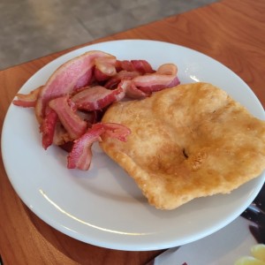 Tocino y hojaldre