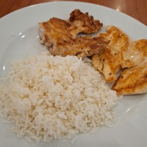 Pollo Deshuesado a la Plancha o Al Ajillo