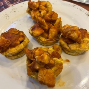 Patacones rellenos de pollo
