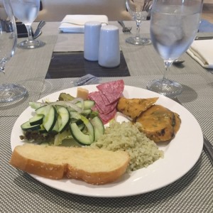 Pollo en salsa Curry con Manzanas y Arroz con Finas Hierbas