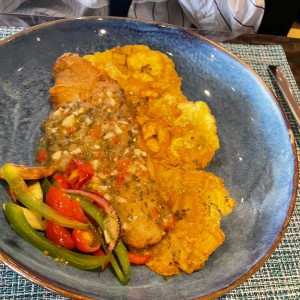 pesca del día con patacones