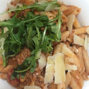 Penne a la bolognesa