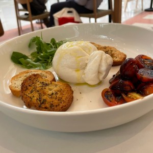 Plato Recomendados - Burrata