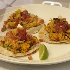 To Share - Taquitos de Pollo
