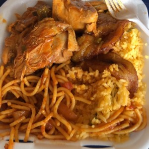 Pollo guisado