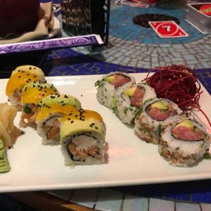 1/2 Panama roll y 1/2 de Spicy tuna