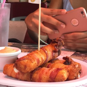deditos de queso con bacon