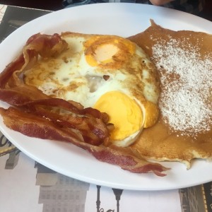Huevos fritos.